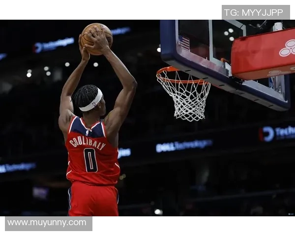 卡梅隆约翰逊的崛起之路与篮球生涯的精彩瞬间分析